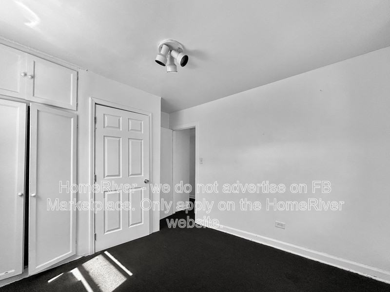 2038 E 72nd Pl #3 - Photo 6 of 17