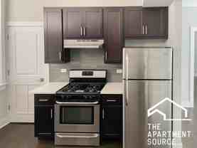 1952 W Nelson St #3E - Photo 1 of 1