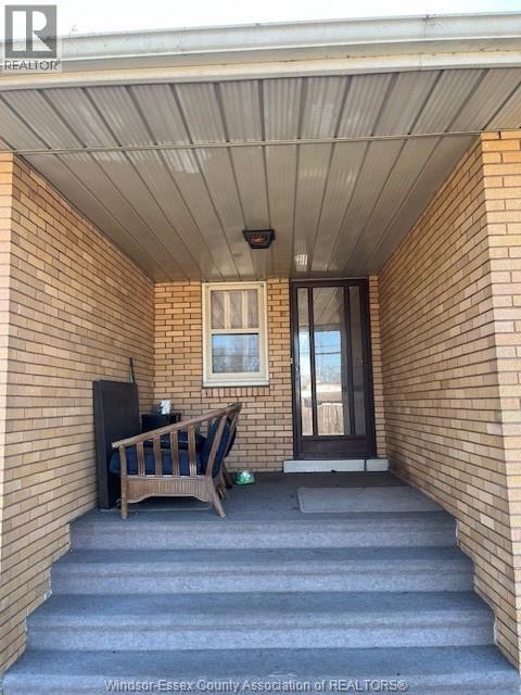 2804 Everts Avenue - Photo 3 of 17