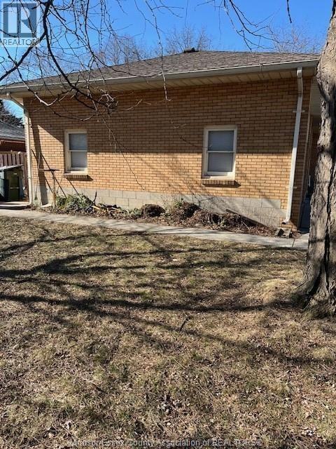 2804 Everts Avenue - Photo 4 of 17