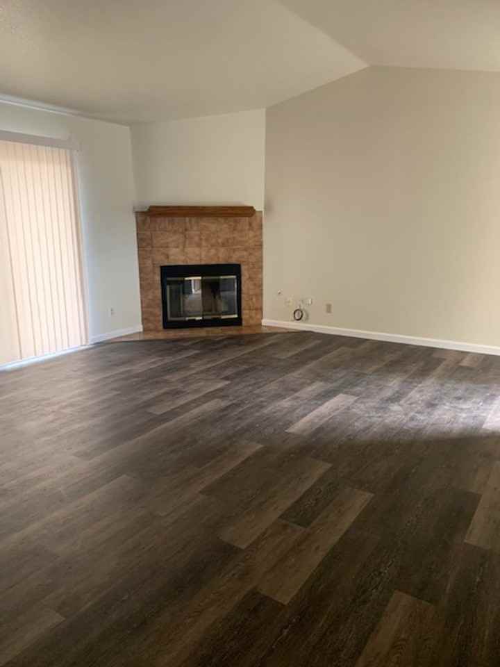 339 339 Acacial St. #D - Photo 2 of 16