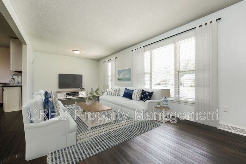 7744 Allwood Ave - Photo 7 of 50