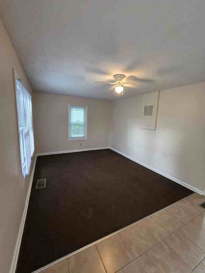 1801 S Grove St - Photo 3 of 12