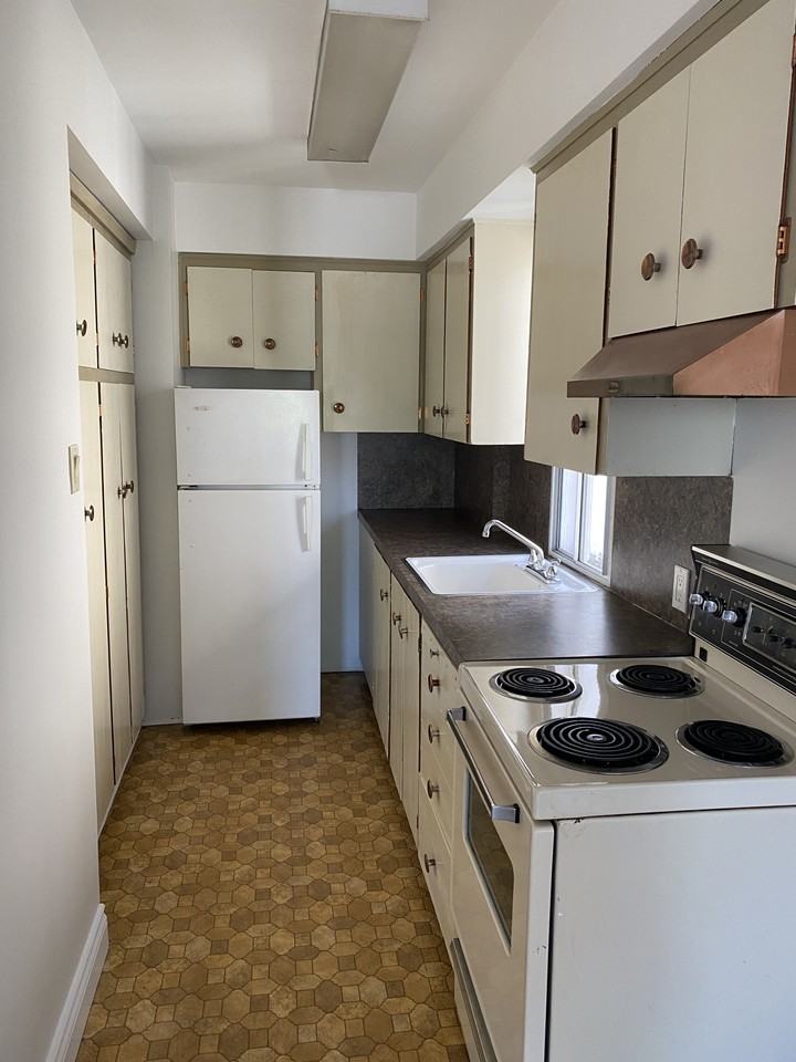 2445 West 2nd Avenue #311 - Photo 4 of 11
