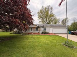 featured image of 110 W Carrie Ave