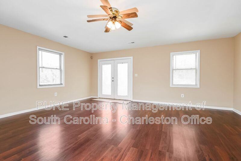 6088 Bears Bluff Rd - Photo 6 of 19