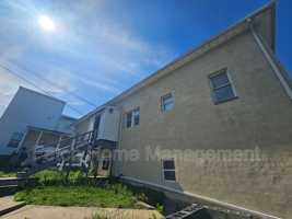 featured image of 3 N Main St #2