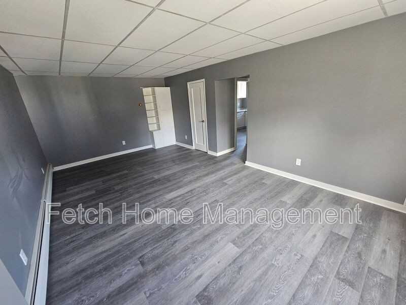 3 N Main St #2 - Photo 3 of 9