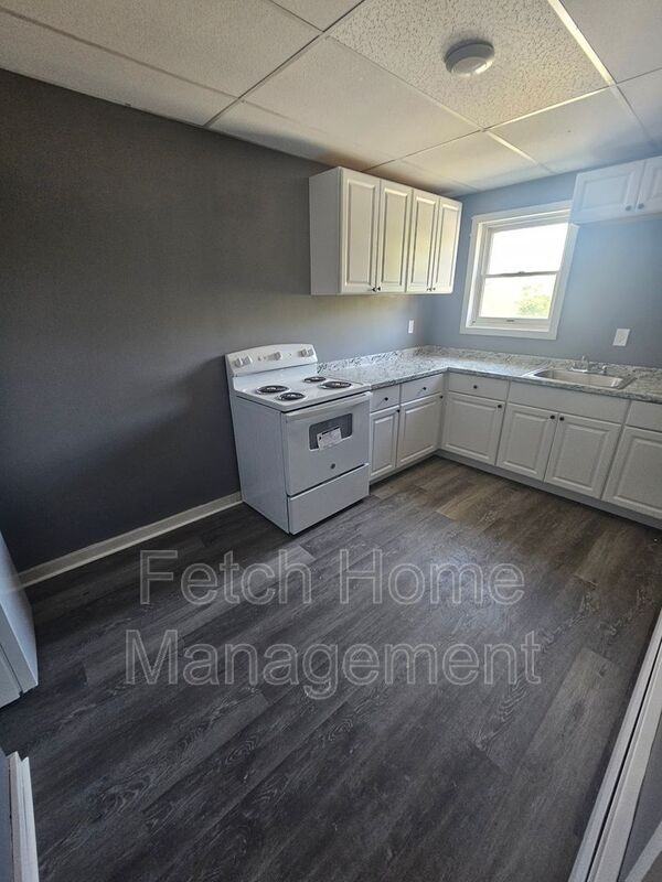 3 N Main St #2 - Photo 5 of 9