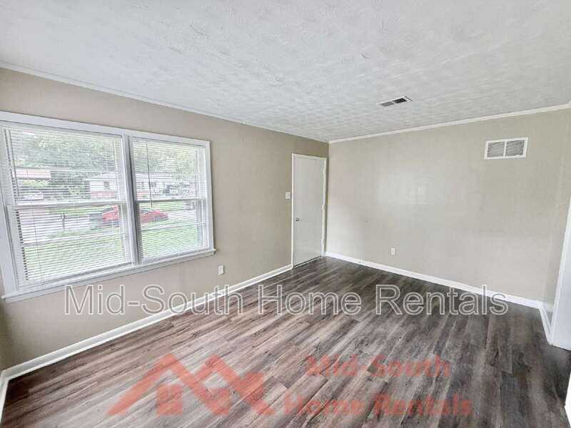 2718 Marlene St - Photo 3 of 19