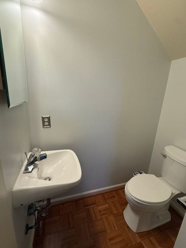 184 184 Emerald Drive - 184 Emerald Drive - Photo 3 of 13