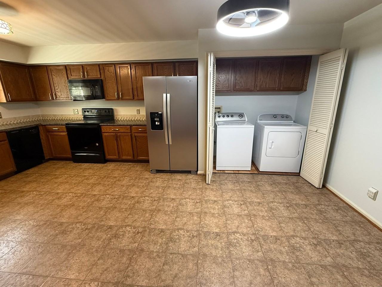 184 184 Emerald Drive - 184 Emerald Drive - Photo 4 of 13