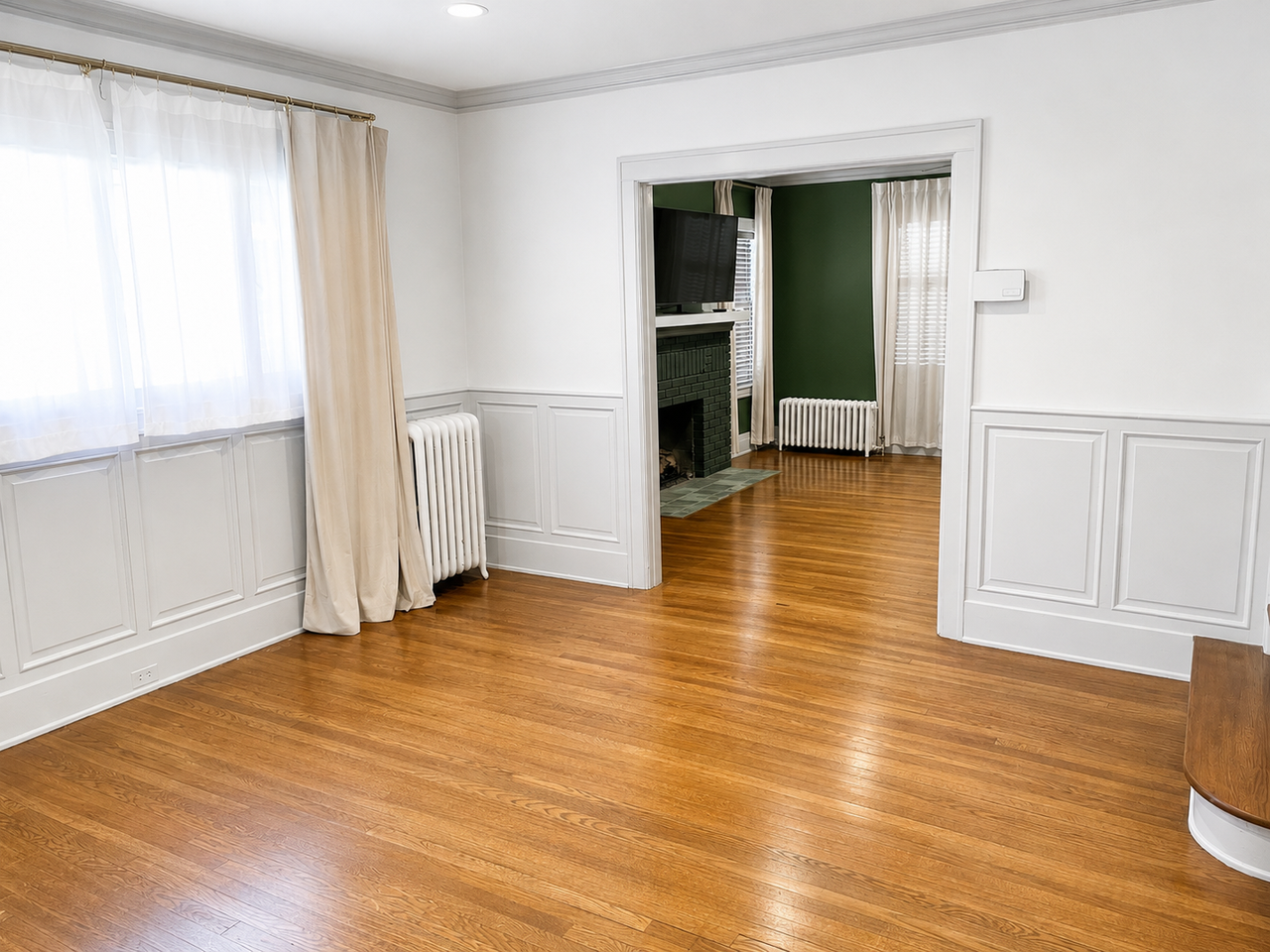 411 College Ave Se - Photo 5 of 46