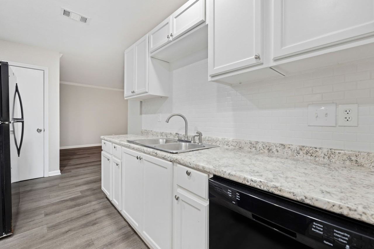 Residences At The Overlook - Photo 2 of 50