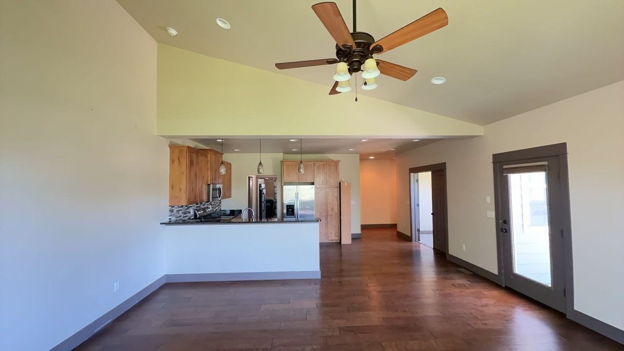 1903 Buckrake Ave - Photo 7 of 8