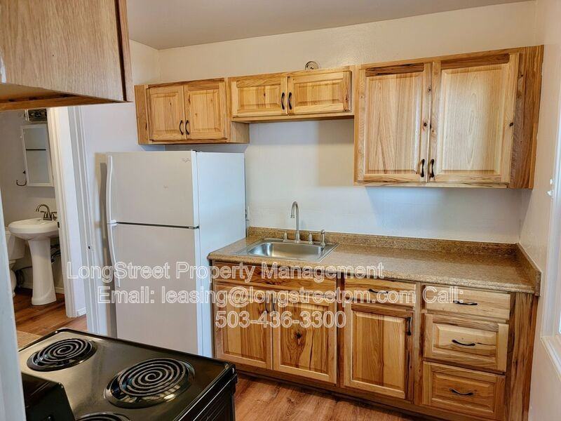 628 Nw 19th St - Photo 4 of 17