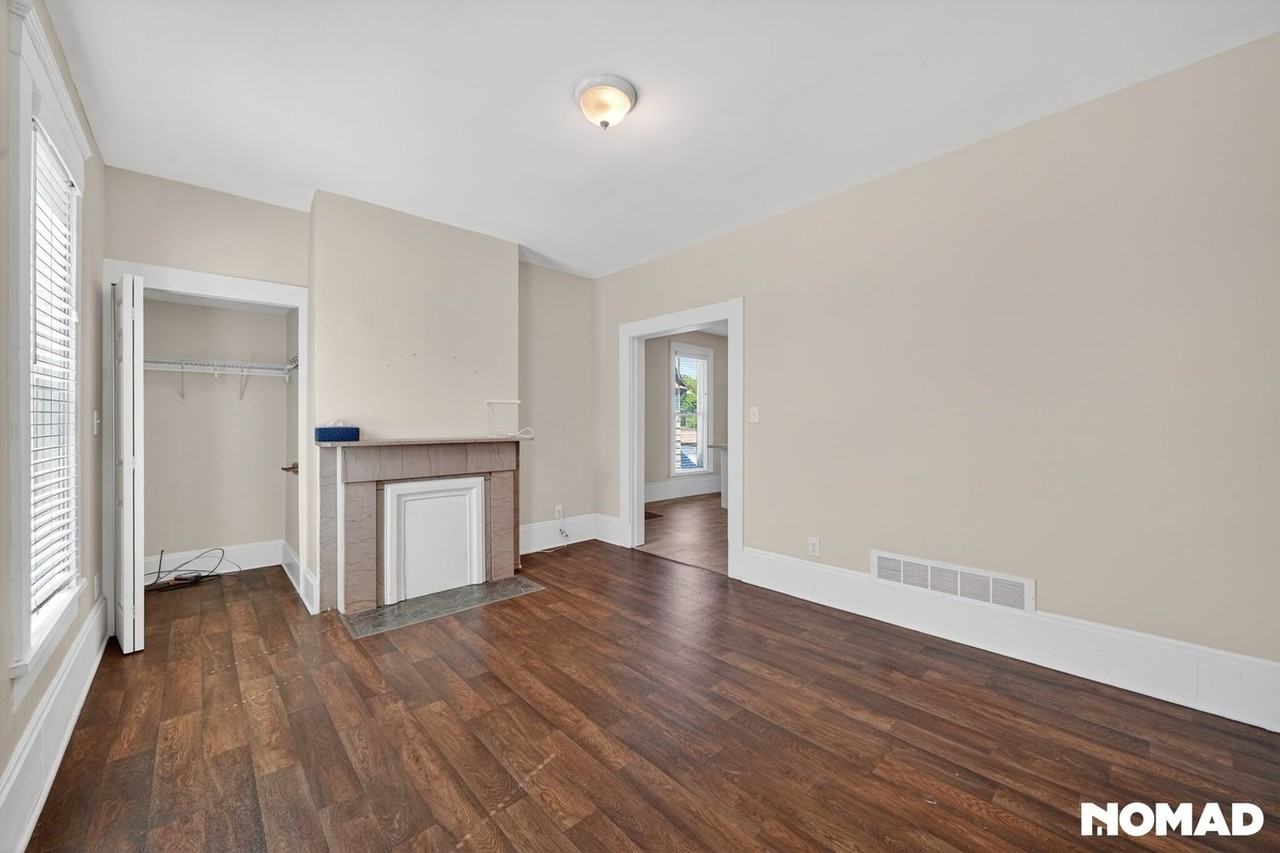 1855 W 58th St - Photo 2 of 23
