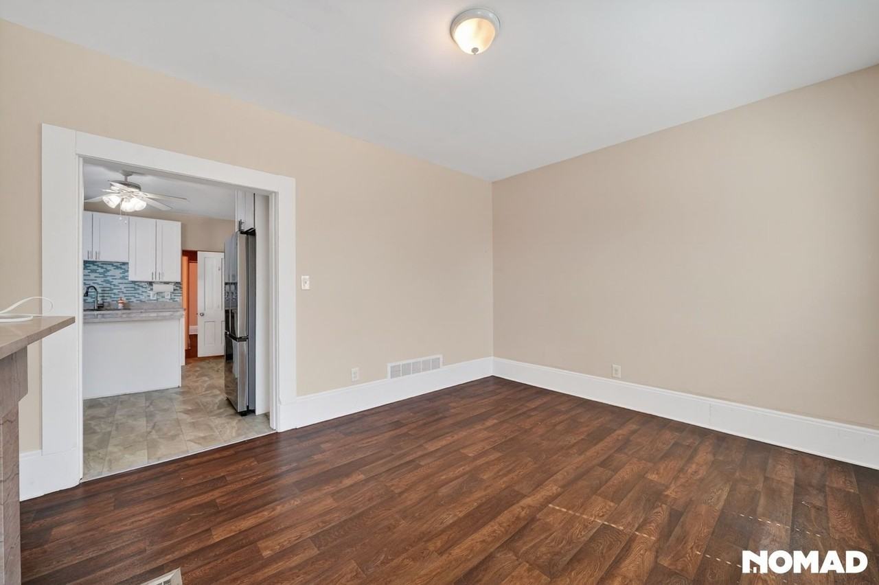 1855 W 58th St - Photo 4 of 23