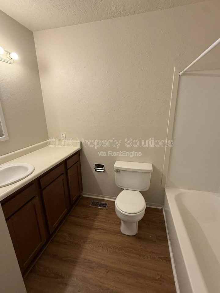 1928 Buena Vista Dr Se #B - Photo 6 of 10