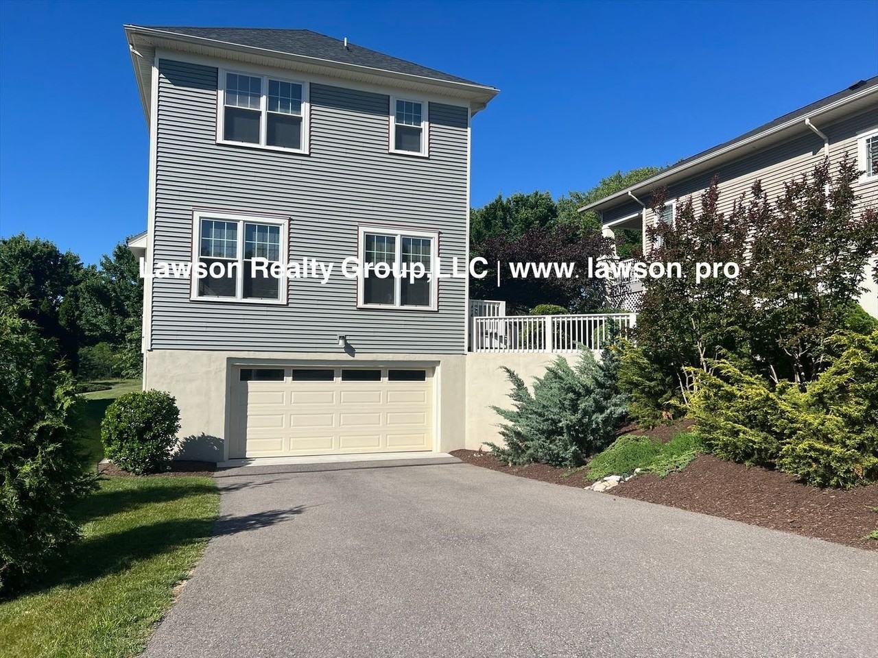 3602 Colonial Green Cir Sw - Photo 2 of 50