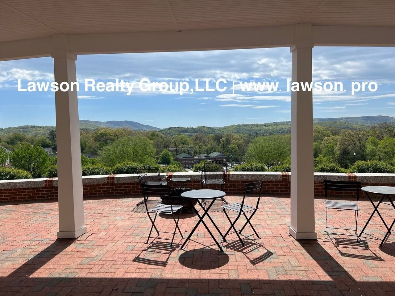 3602 Colonial Green Cir Sw - Photo 3 of 50