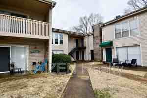 featured image of 6747 Quail Hollow Ct #2
