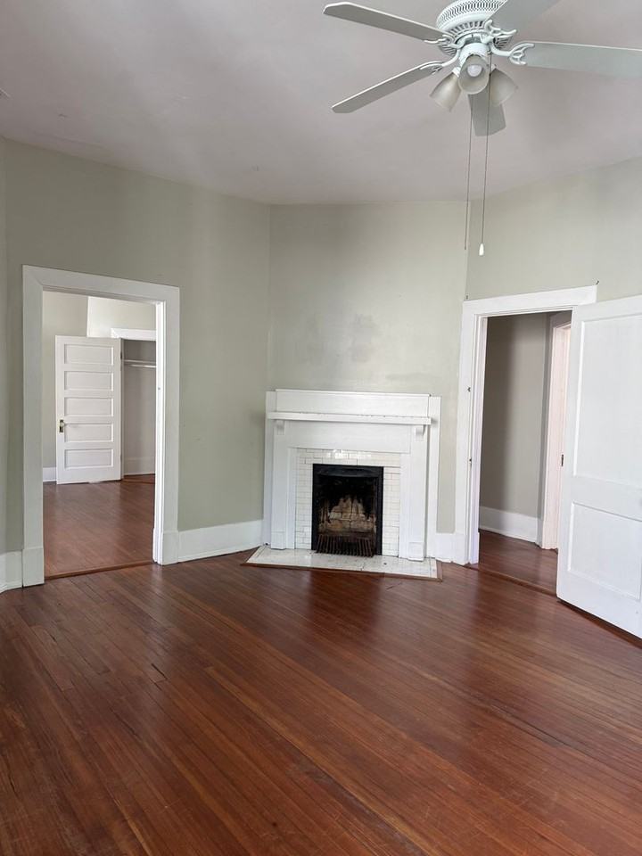 823 E Henry St - Photo 7 of 13