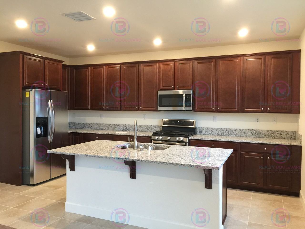 2561 Bridgetown Loop - Photo 2 of 15