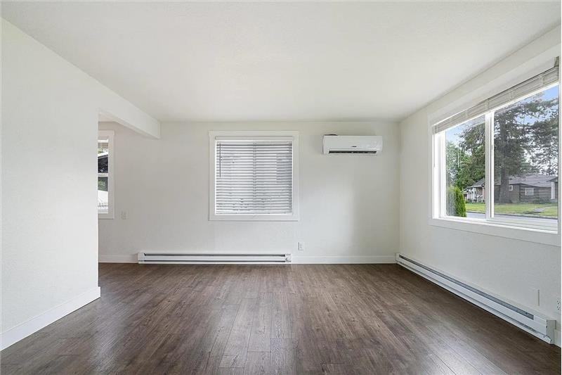 3424 W Princeton Ave - Photo 4 of 18