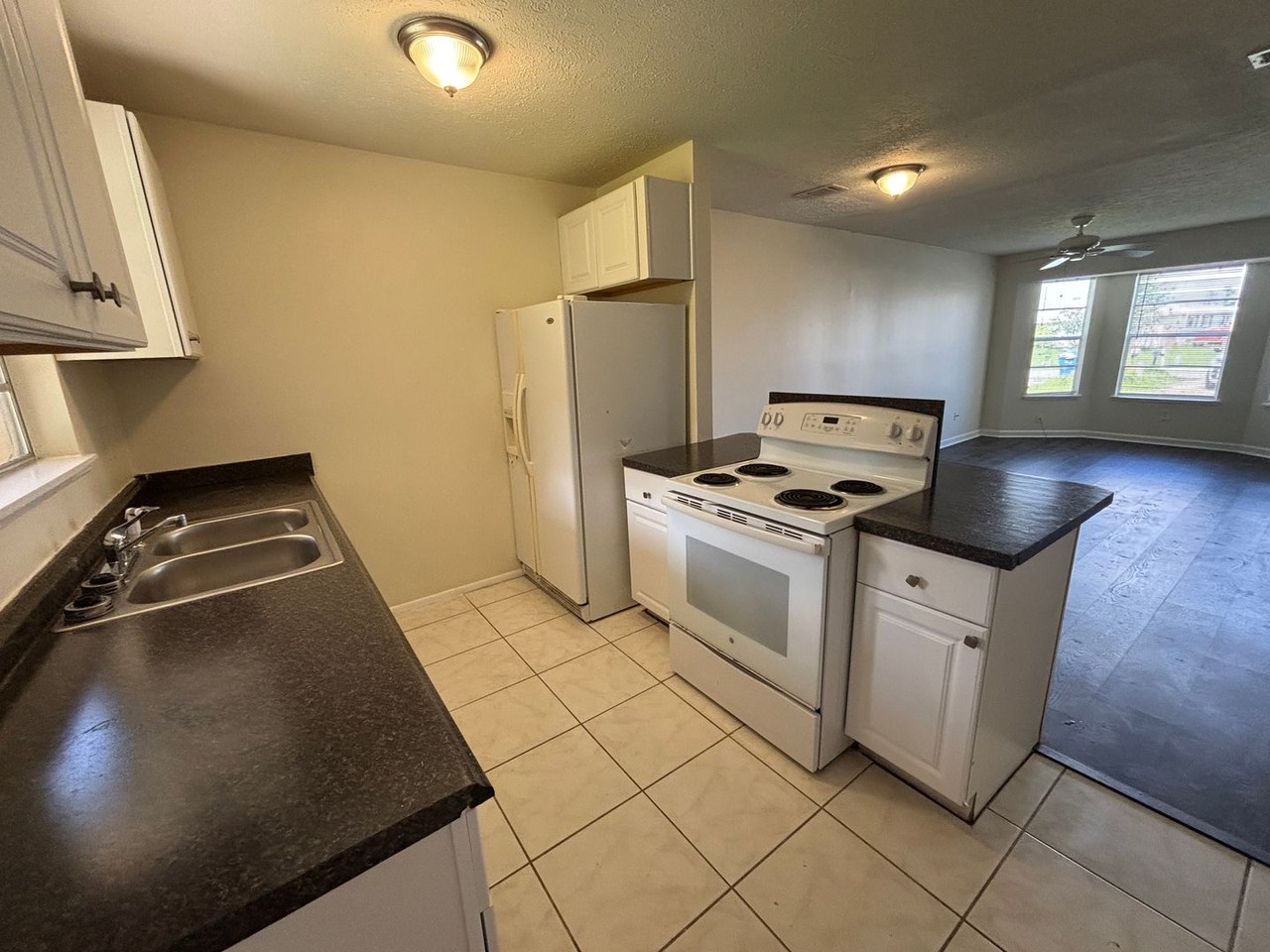 285 Sukoshi Dr #C - Photo 3 of 12