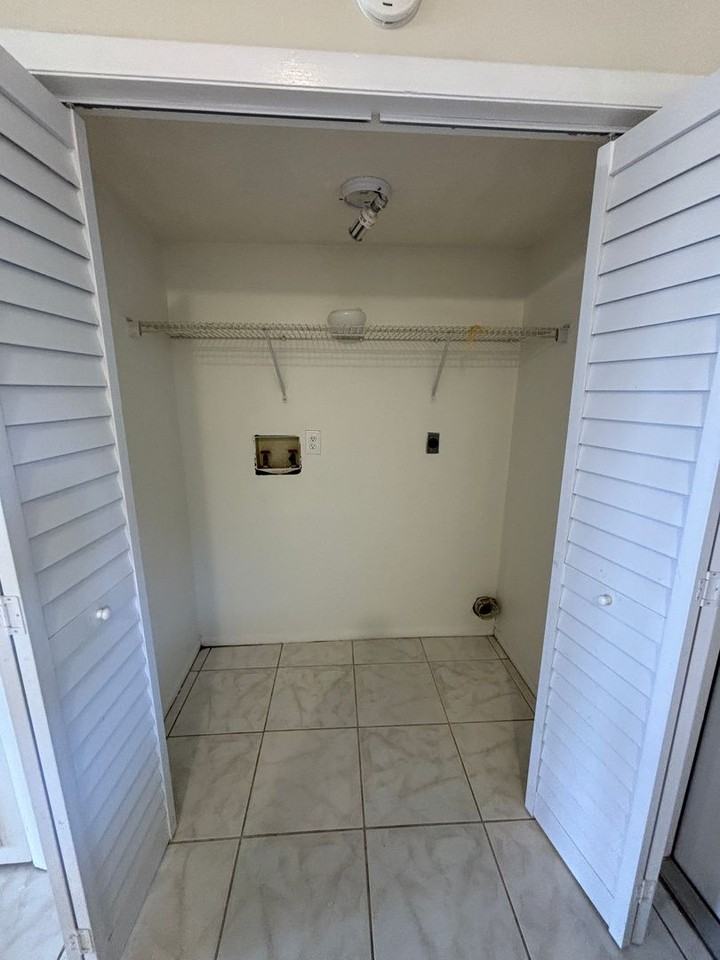 285 Sukoshi Dr #C - Photo 5 of 12