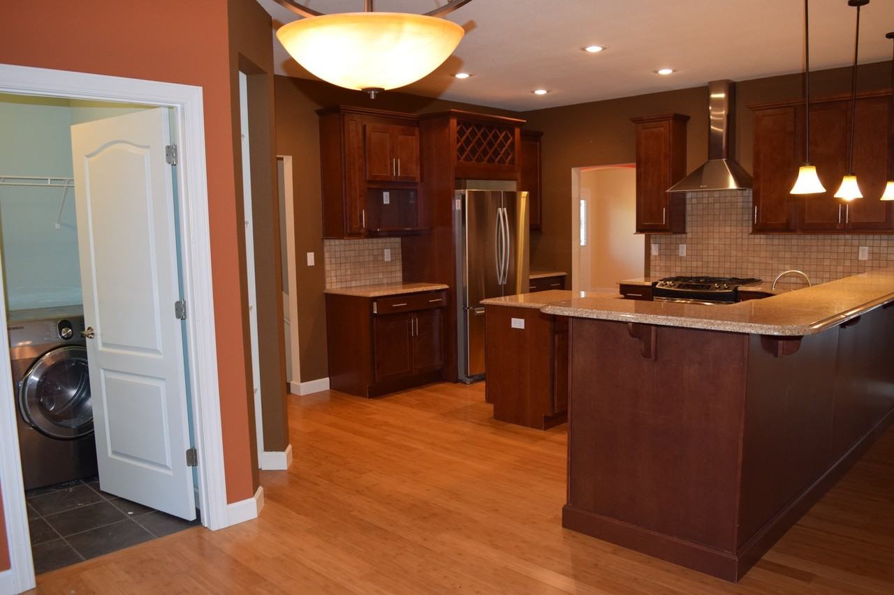 16218 Heartland Ln - Photo 7 of 50
