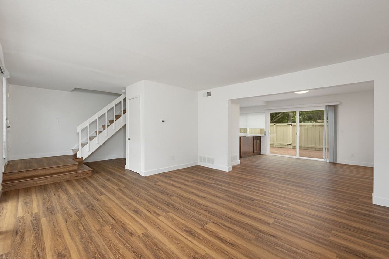 3661 Harvard Dr - Photo 4 of 26