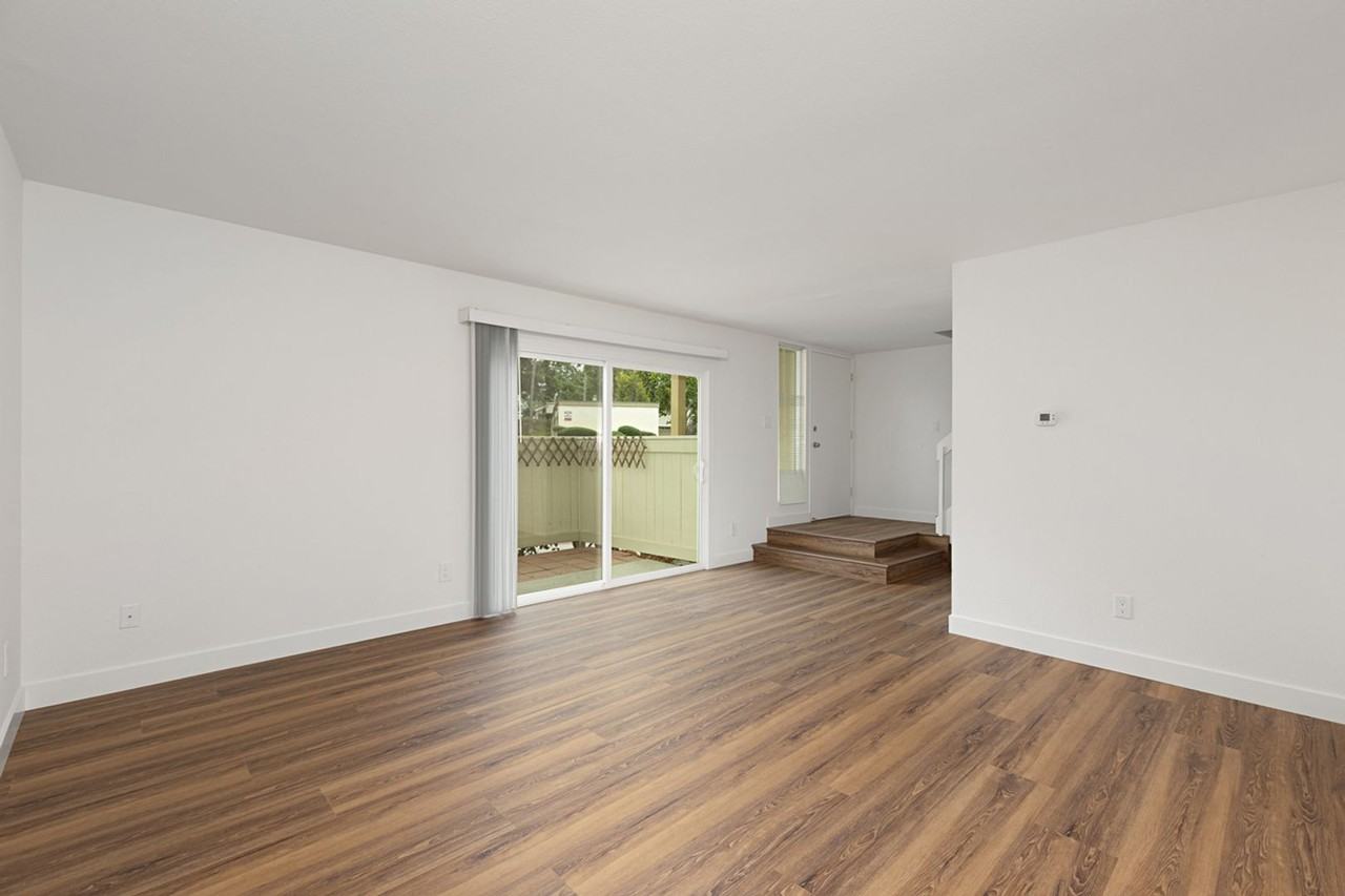 3661 Harvard Dr - Photo 5 of 26
