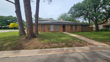 featured image of 1908 Westridge St