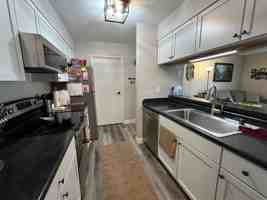featured image of 1320 Riverside Dr