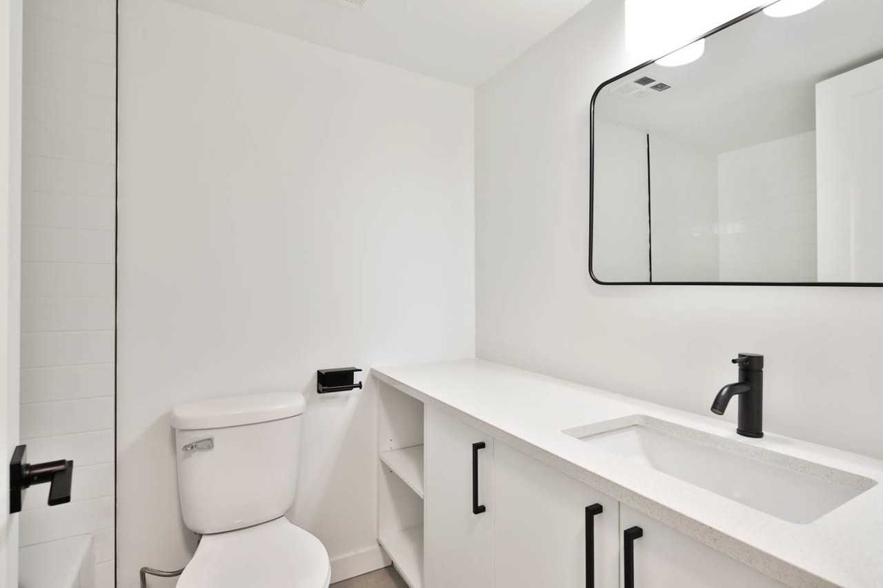1620 Av Victoria - Photo 5 of 10