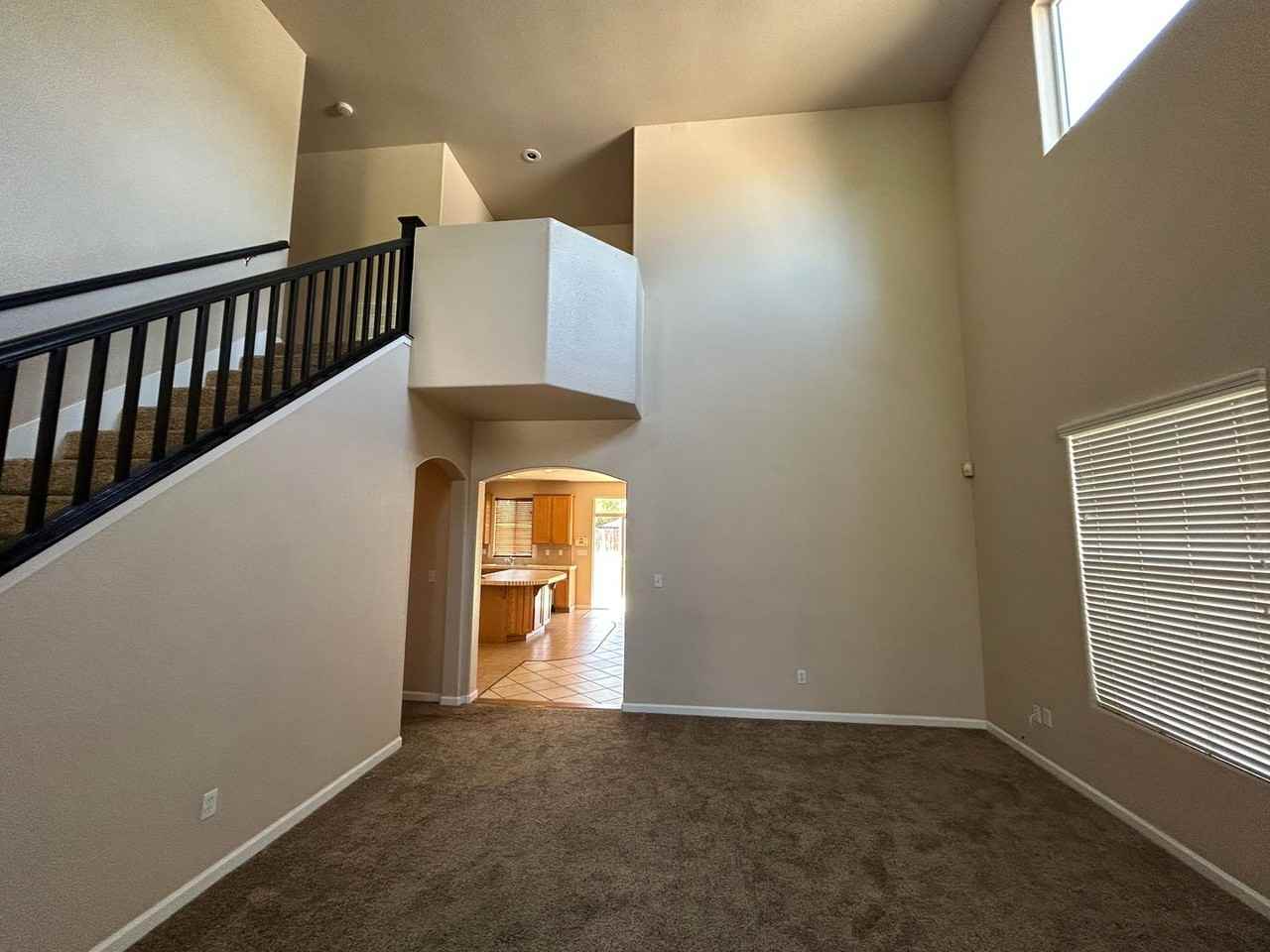 3716 E Vassar Ct - Photo 3 of 26