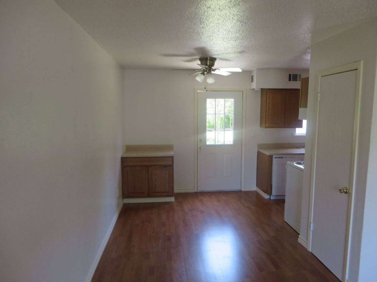4511 W Village Ct - Photo 3 of 12