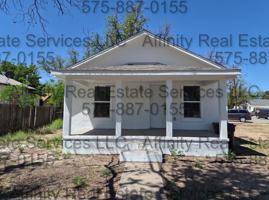 featured image of 613 N Guadalupe St