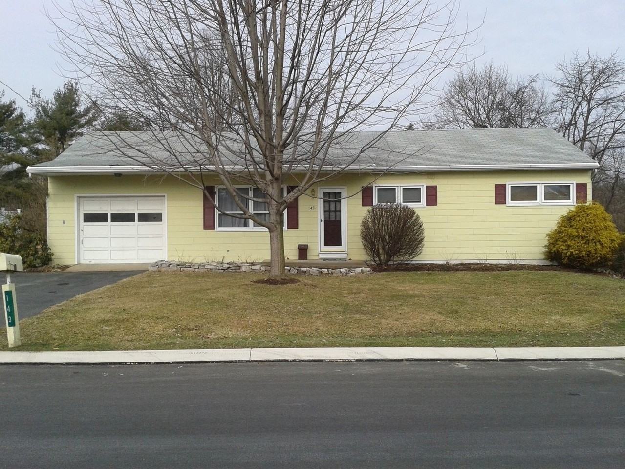 143 E Aaron Dr - Photo 3 of 3
