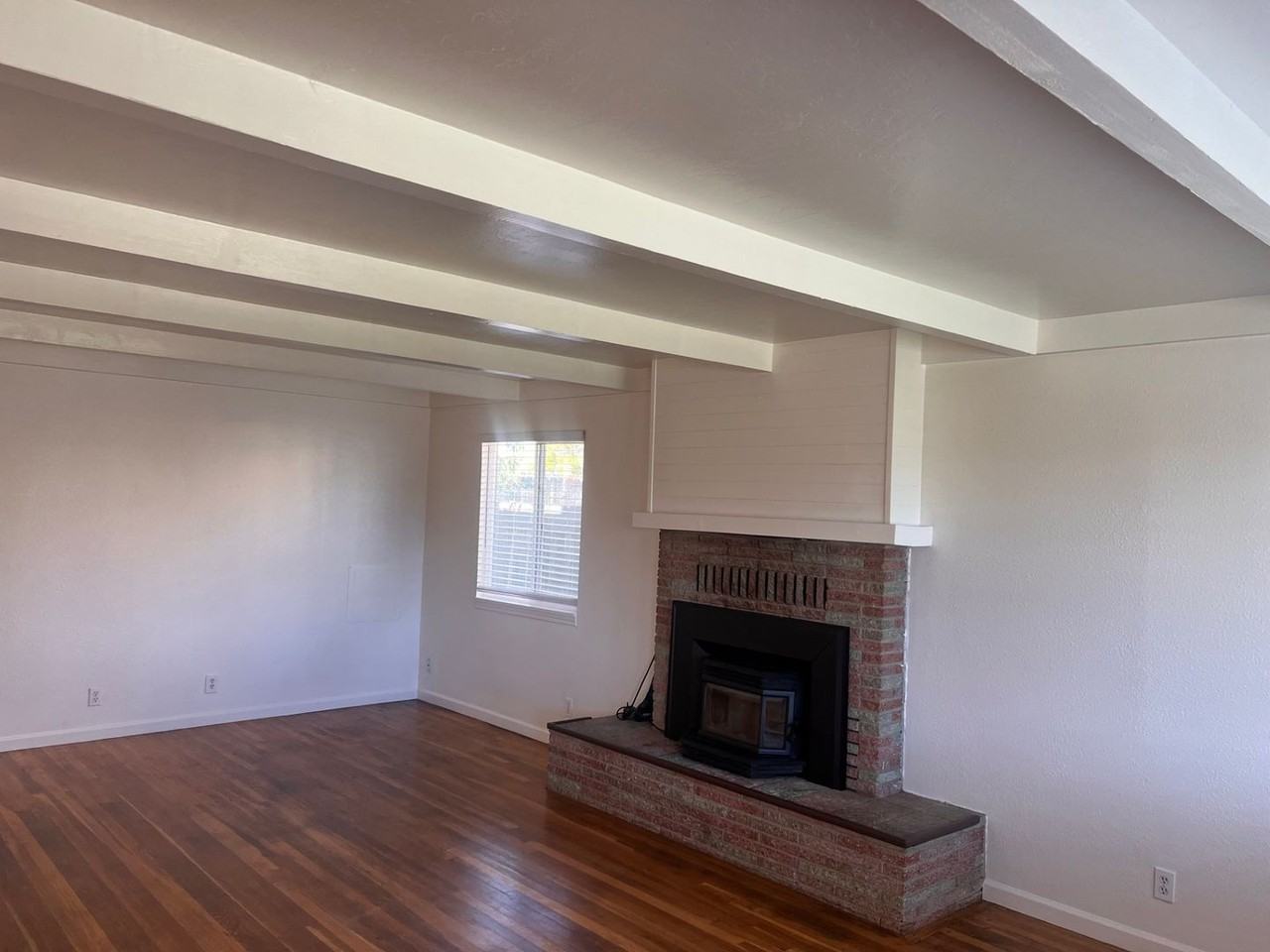 2910 Blue View St - Photo 5 of 18