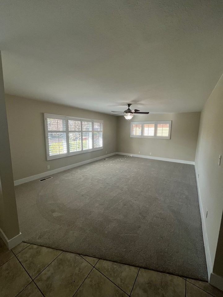 214 La Crosse Ave - Photo 2 of 14