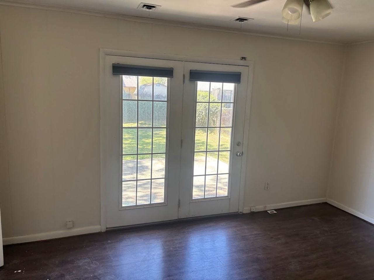 3318 Custer Ct - Photo 2 of 8