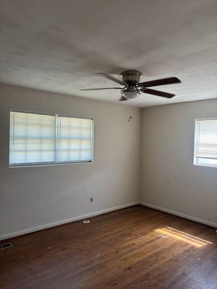 3318 Custer Ct - Photo 6 of 8