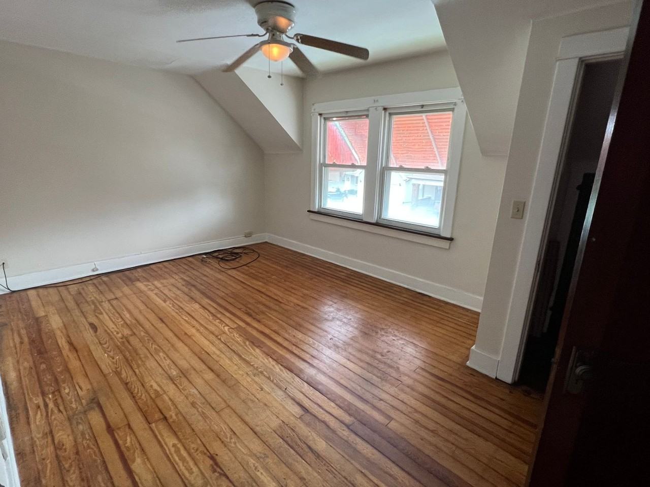 70 Gramont Ave - Photo 5 of 20
