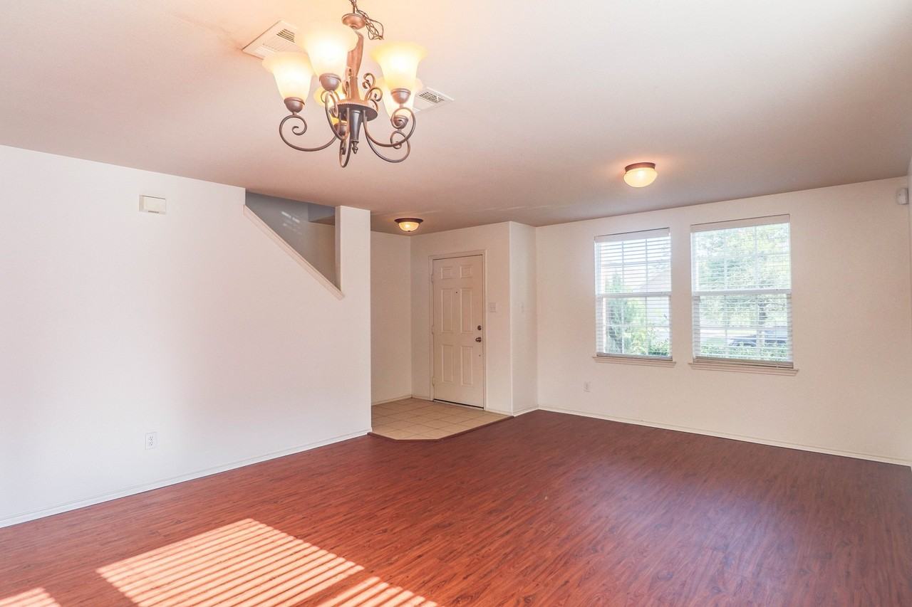 2324 Cavalry Dr - Photo 7 of 22
