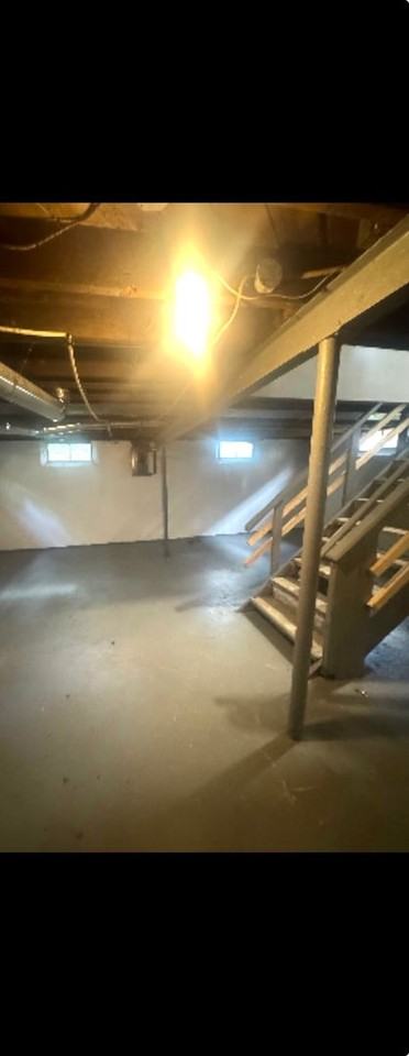 8266 Warwick St - Photo 3 of 7