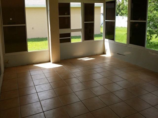 2774 Woodstream Cir - Photo 2 of 6