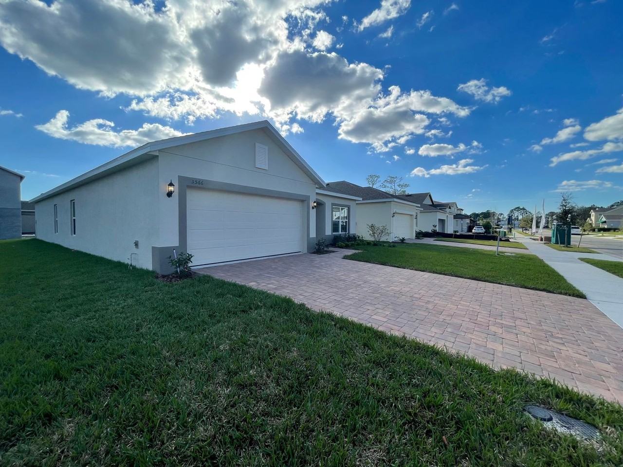 5566 Sabal Dr - Photo 2 of 20